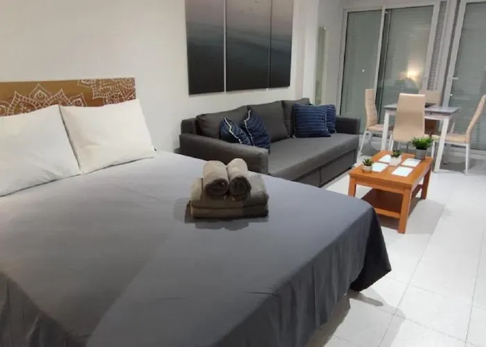 Turisstiko Playa Carvajal 丰希罗拉